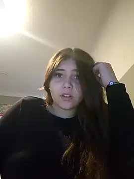 KatieLace online show from September 21, 4:08 pm