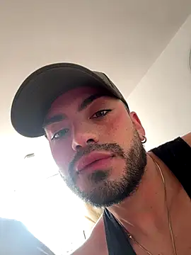 Snapshot of Alexander_Diiaz chatting on September 28, 2:00 pm Alexander Diiaz online show from September 28, 2:00 pm
