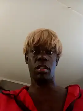 Cocoaversace302 online show from September 9, 6:35 am