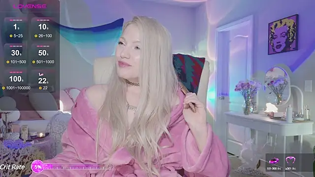 Snapshot of Talulaa chatting on February 11, 12:38 am Talulaa online show from February 11, 12:38 am