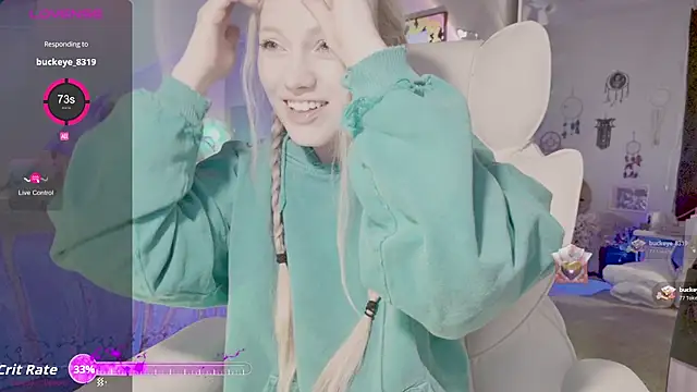 Snapshot of Talulaa chatting on October 27, 7:29 pm Talulaa online show from October 27, 7:29 pm