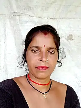 Manvi tyagi online show from September 15, 9:20 am