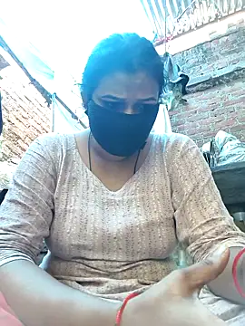 Manvi tyagi online show from October 8, 2:20 am