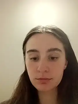 freakylittlebitch69 online show from September 15, 3:17 am