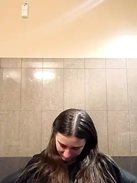 freakylittlebitch69 online show from September 20, 2:29 pm