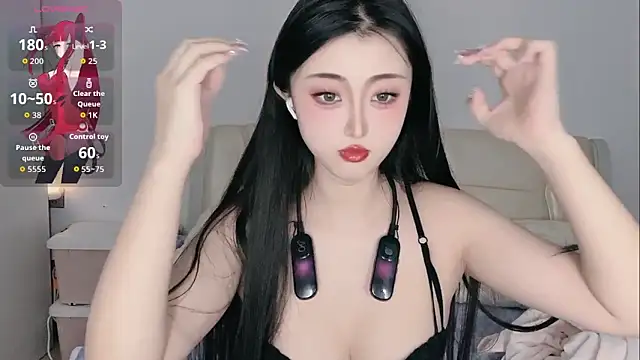 Snapshot of XiaoQiao chatting on November 3, 10:05 am XiaoQiao online show from November 3, 10:05 am