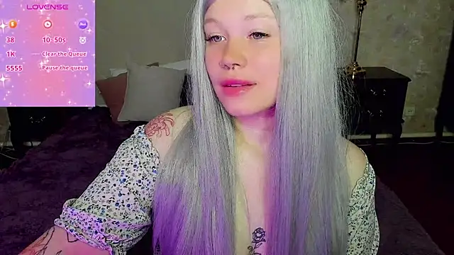 Diana Dream online show from September 11, 8:20 pm