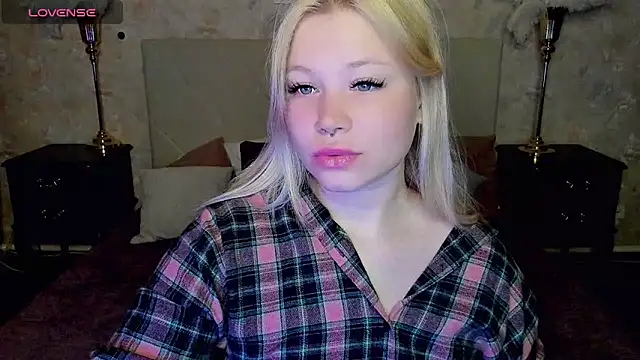 Diana Dream online show from September 24, 8:12 pm