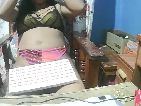 Squirter Pussy89 online show from November 3, 6:09 pm