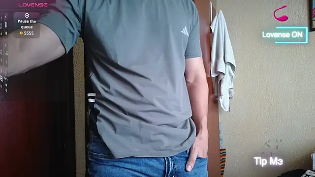 cris2428 online show from March 7, 5:21 pm