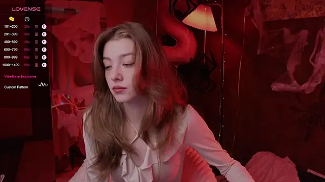 Snapshot of AstraMist chatting on October 26, 6:19 am AstraMist online show from October 26, 6:19 am