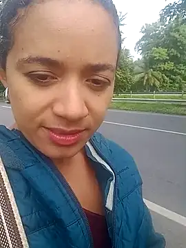 Snapshot of charlotte_dante212 chatting on November 12, 1:44 pm charlotte dante212 online show from November 12, 1:44 pm