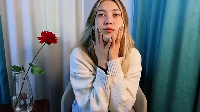 Snapshot of AngelicRice chatting on September 10, 11:43 am AngelicRice online show from September 10, 11:43 am