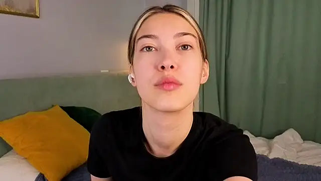 Snapshot of AngelicRice chatting on September 11, 11:10 am AngelicRice online show from September 11, 11:10 am