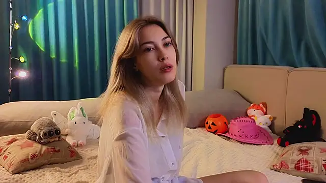 Snapshot of AngelicRice chatting on October 23, 11:09 am AngelicRice online show from October 23, 11:09 am