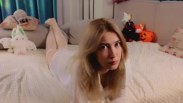 Snapshot of AngelicRice chatting on October 27, 11:14 am AngelicRice online show from October 27, 11:14 am