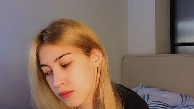 Snapshot of AngelicRice chatting on November 23, 11:32 am AngelicRice online show from November 23, 11:32 am