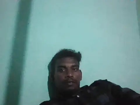 Snapshot of Tamilgud23 chatting on October 17, 3:47 pm Tamilgud23 online show from October 17, 3:47 pm