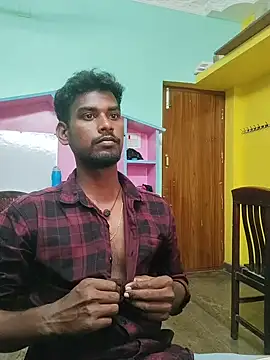 Snapshot of Tamilgud23 chatting on November 22, 10:36 am Tamilgud23 online show from November 22, 10:36 am