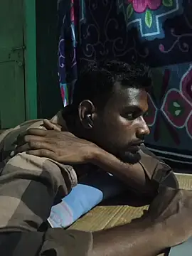 Snapshot of Tamilgud23 chatting on December 2, 4:57 pm Tamilgud23 online show from December 2, 4:57 pm