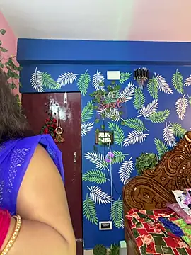 V-Hot-Sweti online show from February 4, 7:09 pm