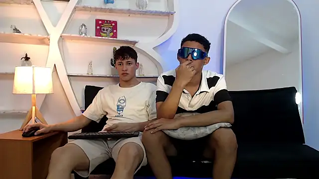 GRETTY BOYS online show from October 4, 7:17 am