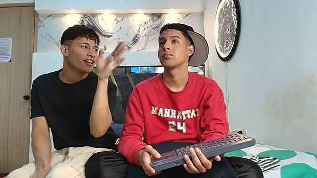 GRETTY BOYS online show from October 19, 7:20 am