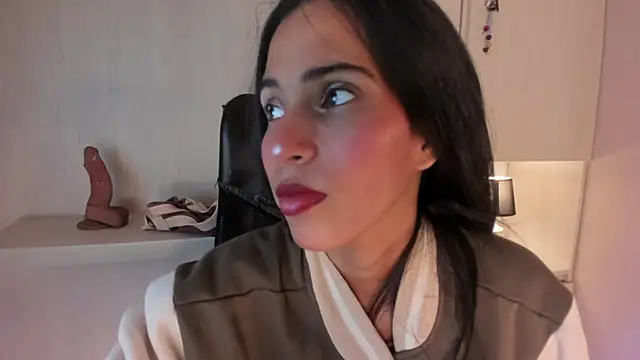 LexxaQueen online show from February 20, 4:20 am