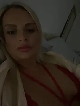 Snapshot of Seductive-SkyeXXX chatting on October 9, 9:57 pm Seductive-SkyeXXX online show from October 9, 9:57 pm