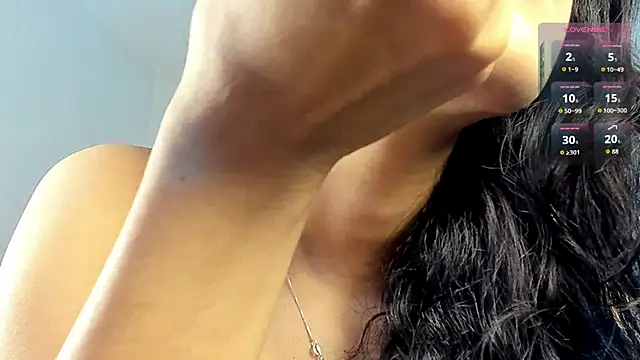 emycarver09 online show from February 3, 10:53 am