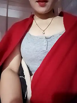 LucyyLy online show from January 12, 1:11 am