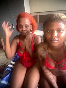 Snapshot of houseforsex chatting on September 25, 1:59 pm houseforsex online show from September 25, 1:59 pm