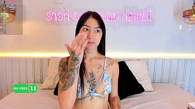 Snapshot of _samanthamonroe chatting on September 13, 10:48 am samanthamonroe online show from September 13, 10:48 am