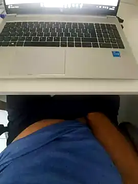 Snapshot of hpp66 chatting on September 25, 2:54 pm hpp66 online show from September 25, 2:54 pm