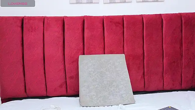 Veronica Mae online show from September 13, 4:12 am