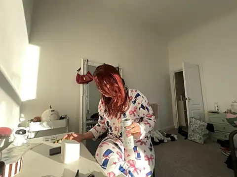 RoseMaee online show from November 25, 1:44 pm