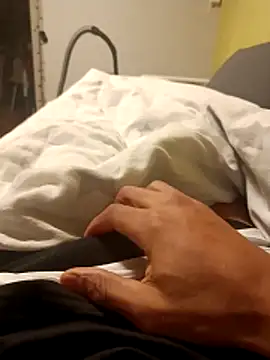 soli25418 online show from December 2, 6:14 pm