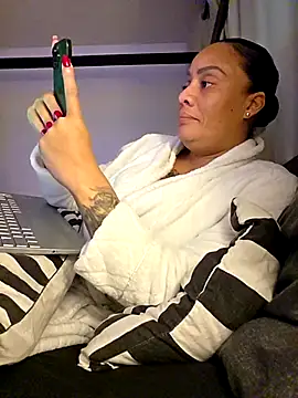 sugarsweetie8000 online show from October 22, 5:02 pm