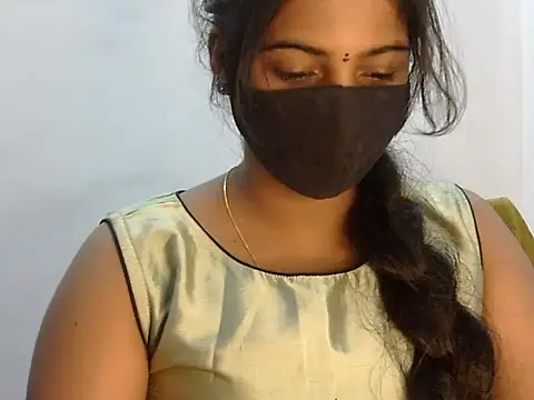 Snapshot of Hott_Noor chatting on October 26, 2:56 pm Hott Noor online show from October 26, 2:56 pm