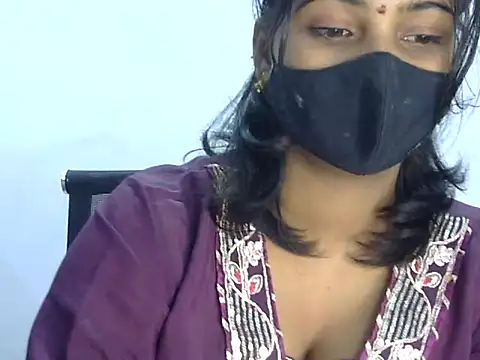 Snapshot of Hott_Noor chatting on November 30, 2:21 pm Hott Noor online show from November 30, 2:21 pm