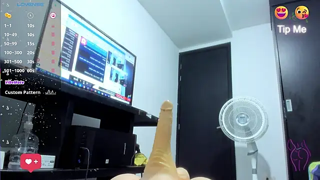 lunna noir online show from November 26, 11:17 pm