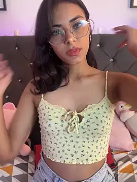 Im Lyan online show from October 5, 3:32 pm