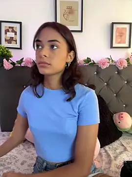 Im Lyan online show from November 18, 2:43 pm