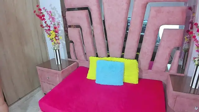 MaraKarly online show from March 28, 12:27 pm