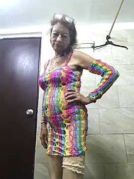 MaryLunne online show from November 12, 11:32 am