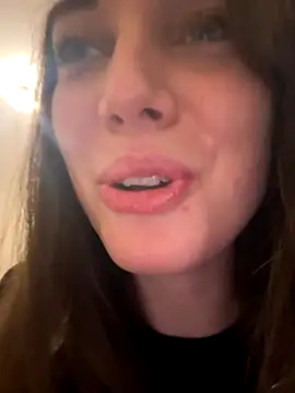 Petitbiscuit2B0 online show from November 2, 11:29 pm