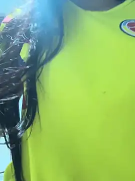 Andres-Andrea1922 online show from October 18, 7:31 am