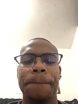 criss zuri online show from March 12, 11:33 pm