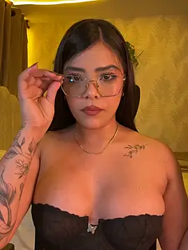 Sara-Evans online show from April 7, 1:28 am