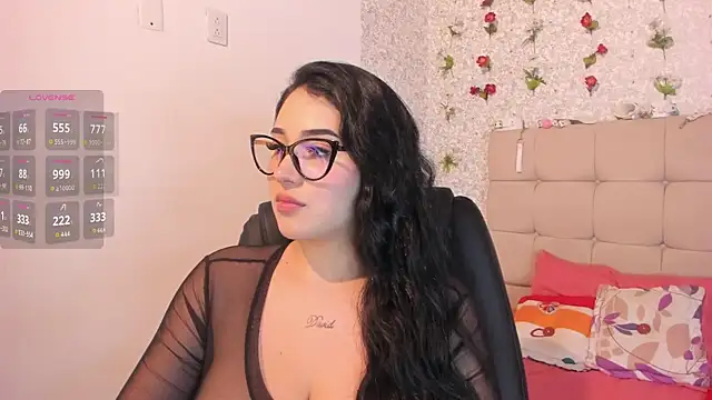 Scarlett Hot7 online show from September 19, 4:14 am